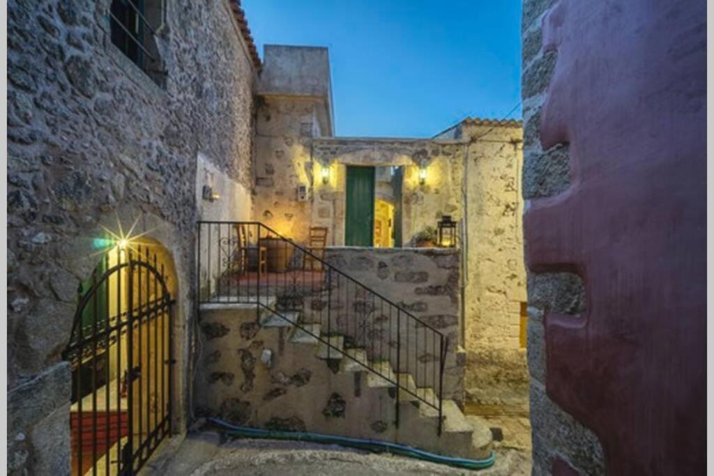 Moundros 1620 Venetian Residence Extérieur photo